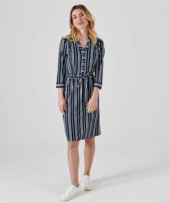 Enchantewear.shop109e25ca6f 1