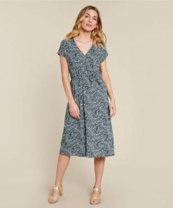 Enchantewear.shop257d650802 1