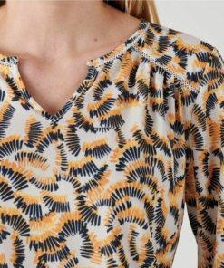 Enchantewear.shop2b202060ba 1