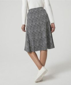 Enchantewear.shop383eb0d2ca 1