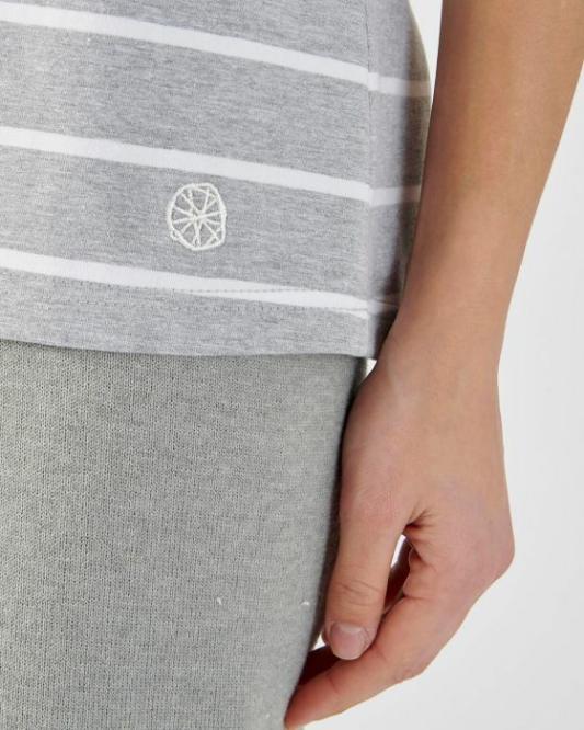 Enchantewear.shop58071369ee 3