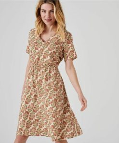 Enchantewear.shopa4c8b85184 1