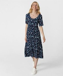 Enchantewear.shopc81b07083f 1