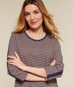 Enchantewear.shopd061a87d79 4