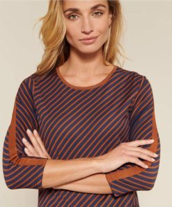 Enchantewear.shopd061a87d79 5